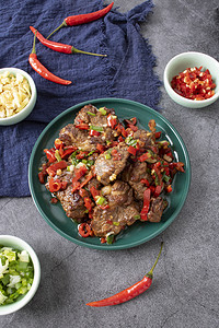 烤肉图摄影照片_夏季餐饮美食牛肉烤肉西餐牛排摄影图