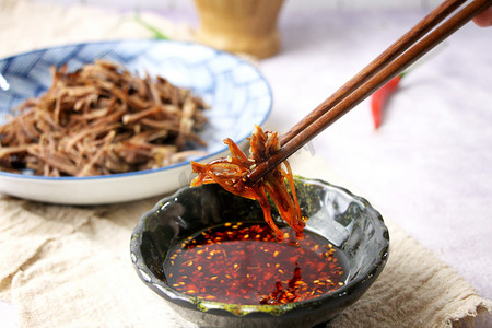 美食卤菜卤牛肉牛肉丝摄影图