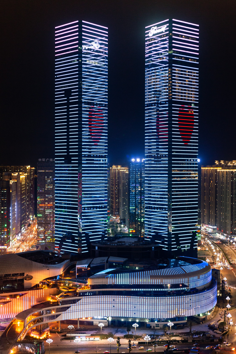 花果园双子塔摄影图高清摄影大图 千库网 花果园双子塔摄影图高清摄影大图 千库网