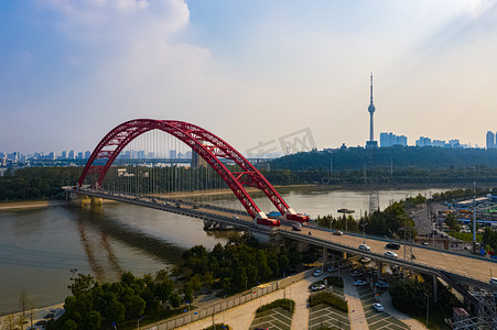 大气建筑摄影照片_武汉晴川桥龟山电视台大气航拍实拍图摄影图