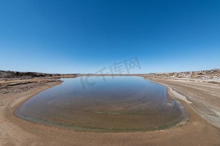 柯柯盐湖摄影照片_吉兰泰盐湖摄影图