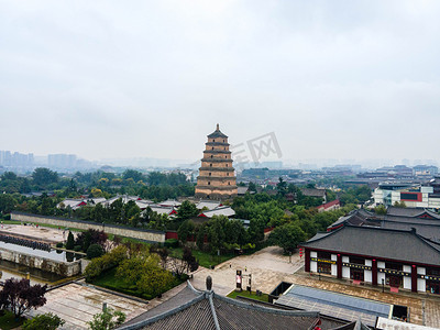 城市摄影照片_西安名胜大雁塔摄影图