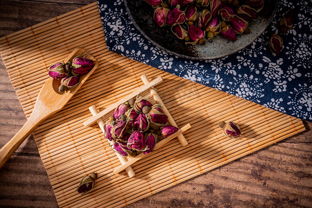 茶茶饮摄影照片_玫瑰花茶摄影图 