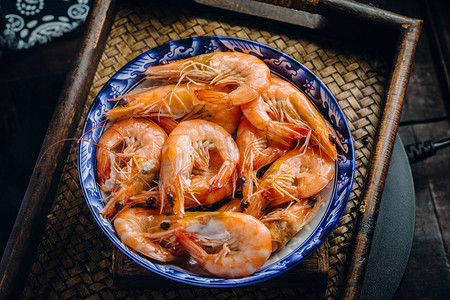 豉油皇炒虾子面摄影照片_虾肉美食中式菜肴