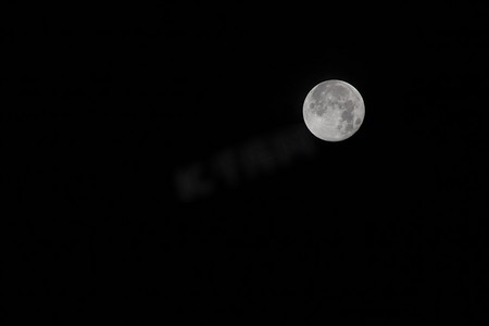 中秋月亮月亮摄影照片_月球月亮摄影图