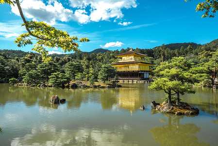 京都金阁寺远景摄影图