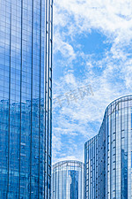 城市高楼玻璃大厦摄影图