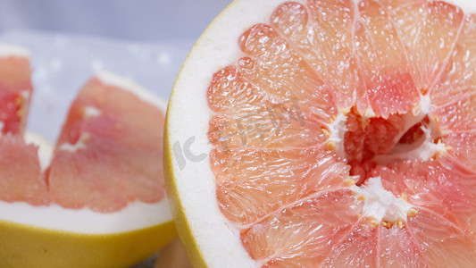 柚水果摄影照片_红心柚子果肉