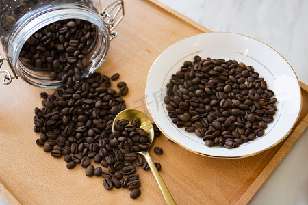 罐装咖啡豆