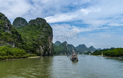 图配图秋冬季桂林山水旅游风光桂林山水漓江风景山川胡泊摄影图摄影