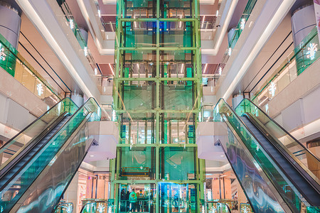光谷k11室内摄影图商场逛街太古汇电梯购物摄影图配图商场白天商场