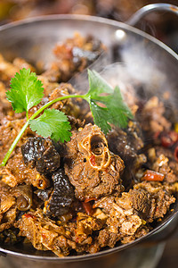 冬季火锅干锅鸵鸟肉