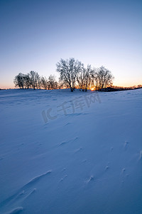 日落雪景