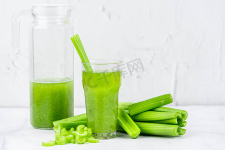 绿色营养果蔬汁芹菜汁