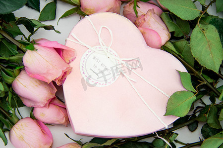浪漫情人节的玫瑰花礼盒