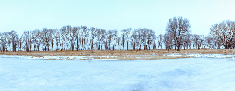 内蒙古冬季冰雪树木景观