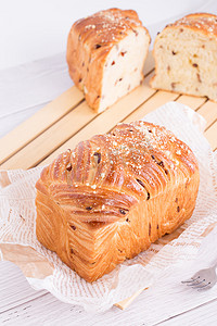 创意烘焙logo摄影照片_早餐烘焙甜品红豆面包甜蜜