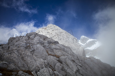 云南丽江玉龙雪山山峰