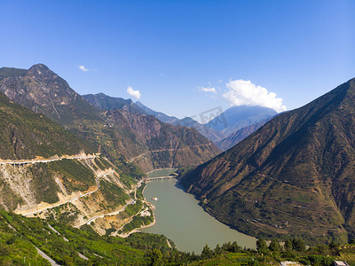 航拍云南山川河流风光