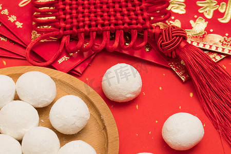 新年摄影照片_元宵节的汤圆和中国结