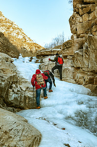 旅游探险摄影照片_冬季冰雪户外上午户外冰雪素材摄影图配图