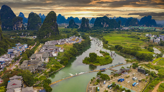 十里画廊摄影照片_桂林夕阳桂林十里画廊空中无人机航拍摄影图配图