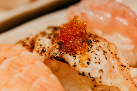 寿司美食食品刺身美味摄影图配图