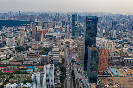 高空拍摄摄影照片_武汉城市建筑群白天建筑中南路航拍摄影图配图
