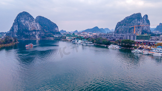全景桂林春天解放桥山水城市风光风景航拍摄影图配图航拍漓江流域风光