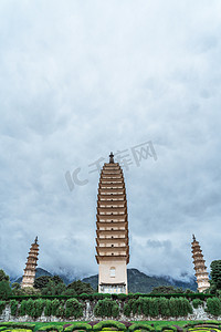 宝塔清晨崇圣寺三塔云南旅拍摄影图配图