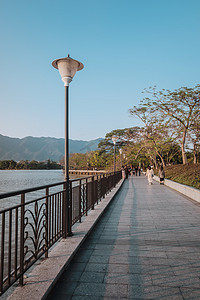 湖景旅行山水景色风景摄影图配图