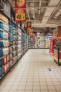 超市货架百货购物消费摄影图配图