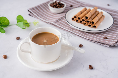 咖啡热咖啡摄影照片_咖啡美食饮品点心食品摄影图配图