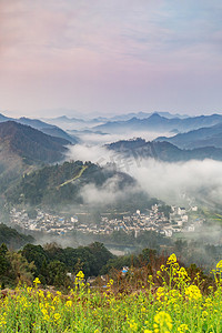 山区摄影照片_村庄清晨村子山区无摄影图配图