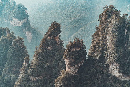 风景摄影照片_风景下午五指峰武陵源张家界摄影图配图