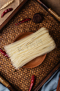柳州摄影照片_广西小吃非遗螺蛳粉特色美食风味独特摄影图配图