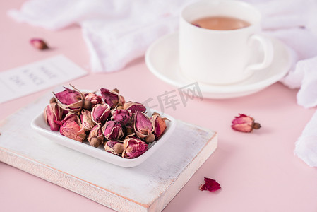 玫瑰茶摄影照片_玫瑰花茶养生茶饮茶文化摄影图配图