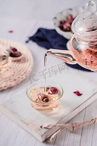 玫瑰茶摄影照片_养生茶花茶玫瑰茶饮饮品摄影图配图