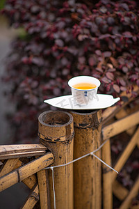 茶汤下午茶叶室外喝茶摄影图配图
