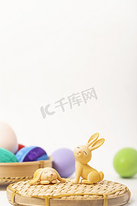 复活节节日兔子彩蛋白色静物摄影图配图
