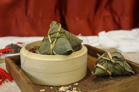 夏天粽子摄影照片_端午节粽子摆拍