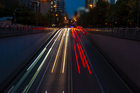 延时摄影复工的车流