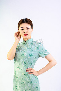 中国风旗袍青年女性复古