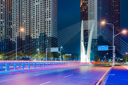 武汉城市建筑夜晚建筑歌笛桥仰拍摄影图配图