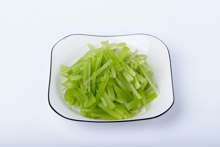 青豆笋丝摄影照片_果蔬农产品莴笋白底图食材摄影图配图