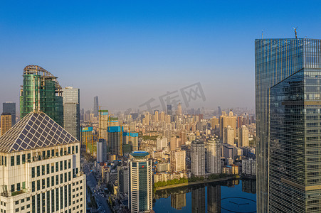 武汉写字楼摄影照片_武汉城市建筑群晴天建筑群香港路航拍摄影图配图