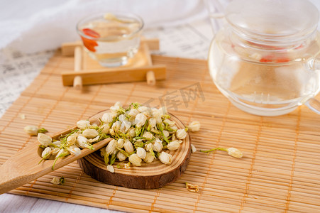 免费茉莉花茶摄影照片_茉莉花茶茶干茶饮养生摄影图配图