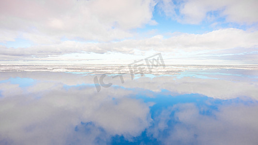 南极夏天蓝天白云大海旅游摄影图配图
