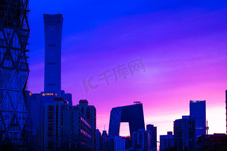 北京地标傍晚国贸CBD建筑户外地标打卡摄影图配图
