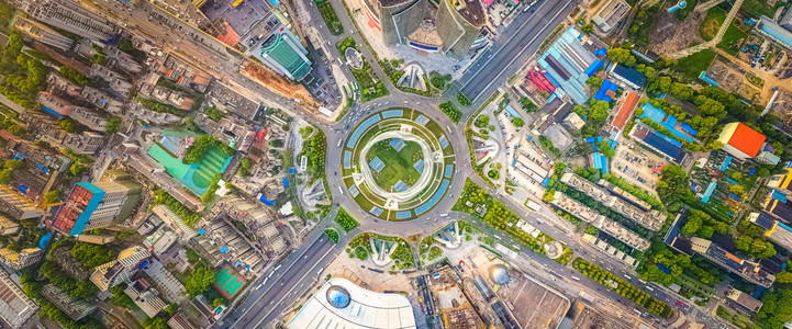 武汉城市全景晴天建筑地标光谷广场航拍摄影图配图